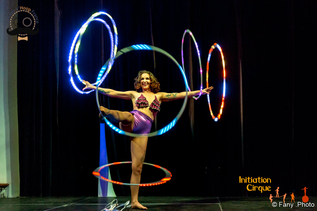 Spectacle Hula Hoop Lumineux (4)