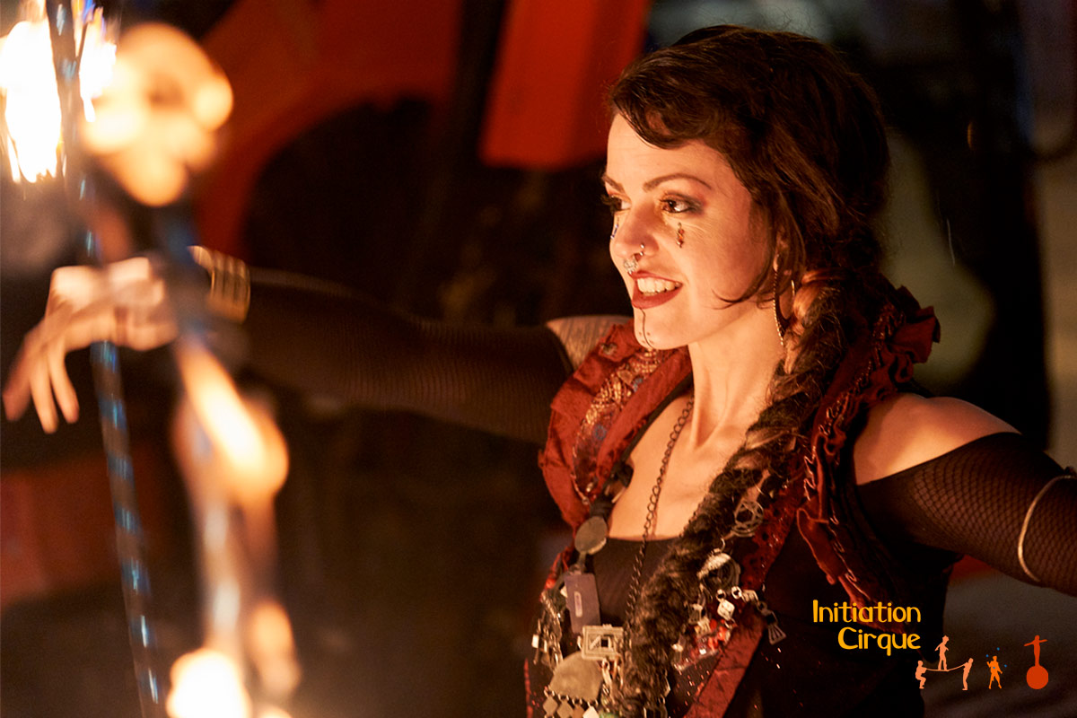 animation-hula-hoop-feu-(2)