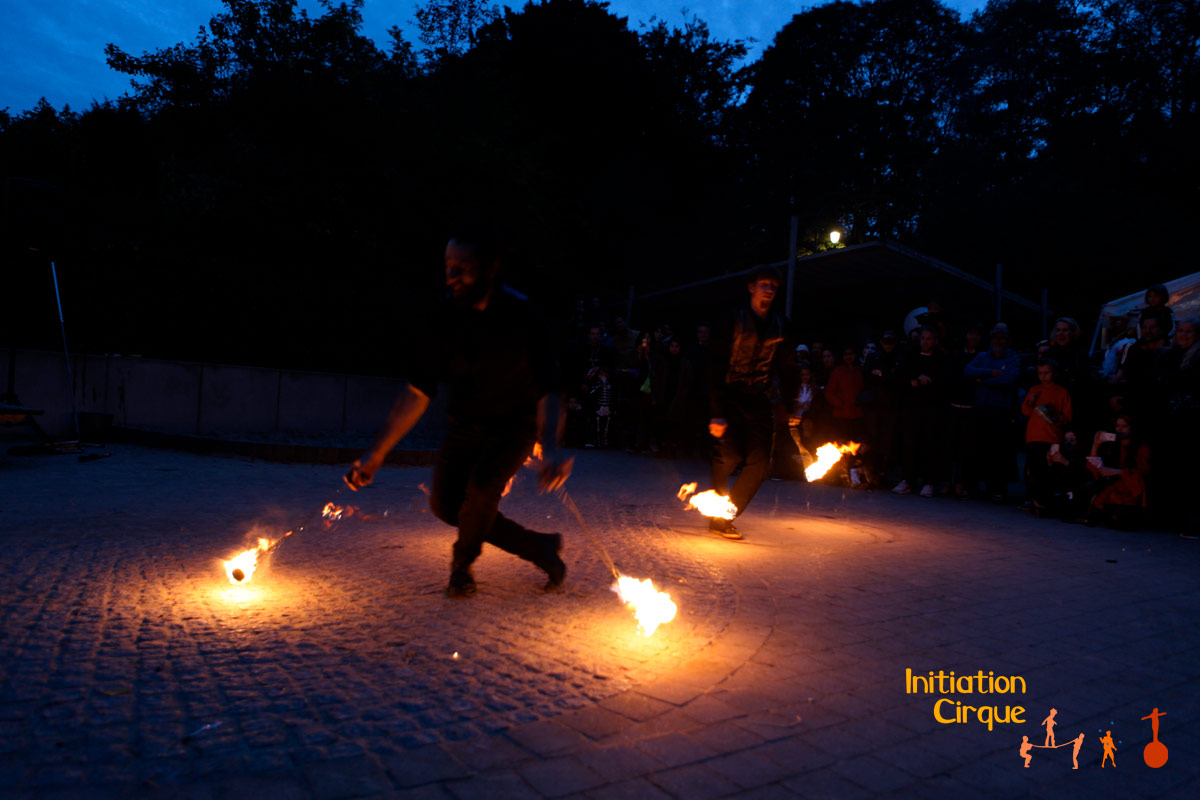 animation-jongleur-feu-(4)