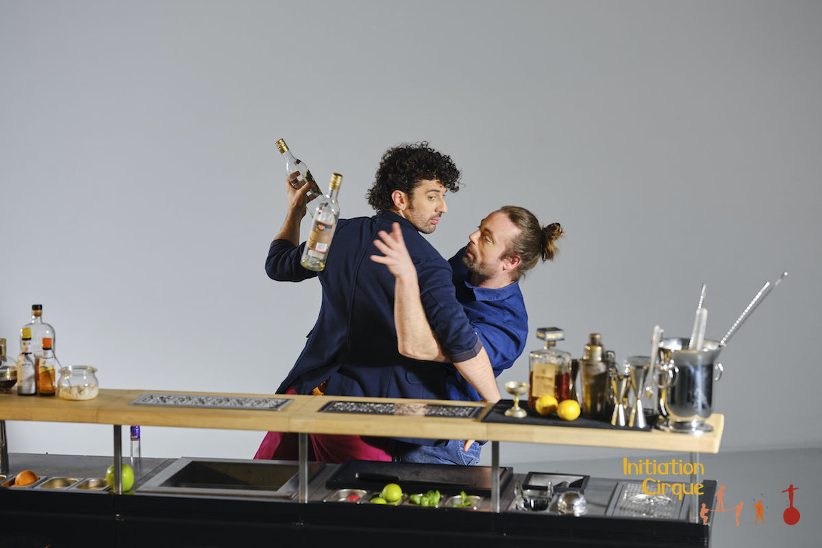 Spectacle-flair-bartending-3